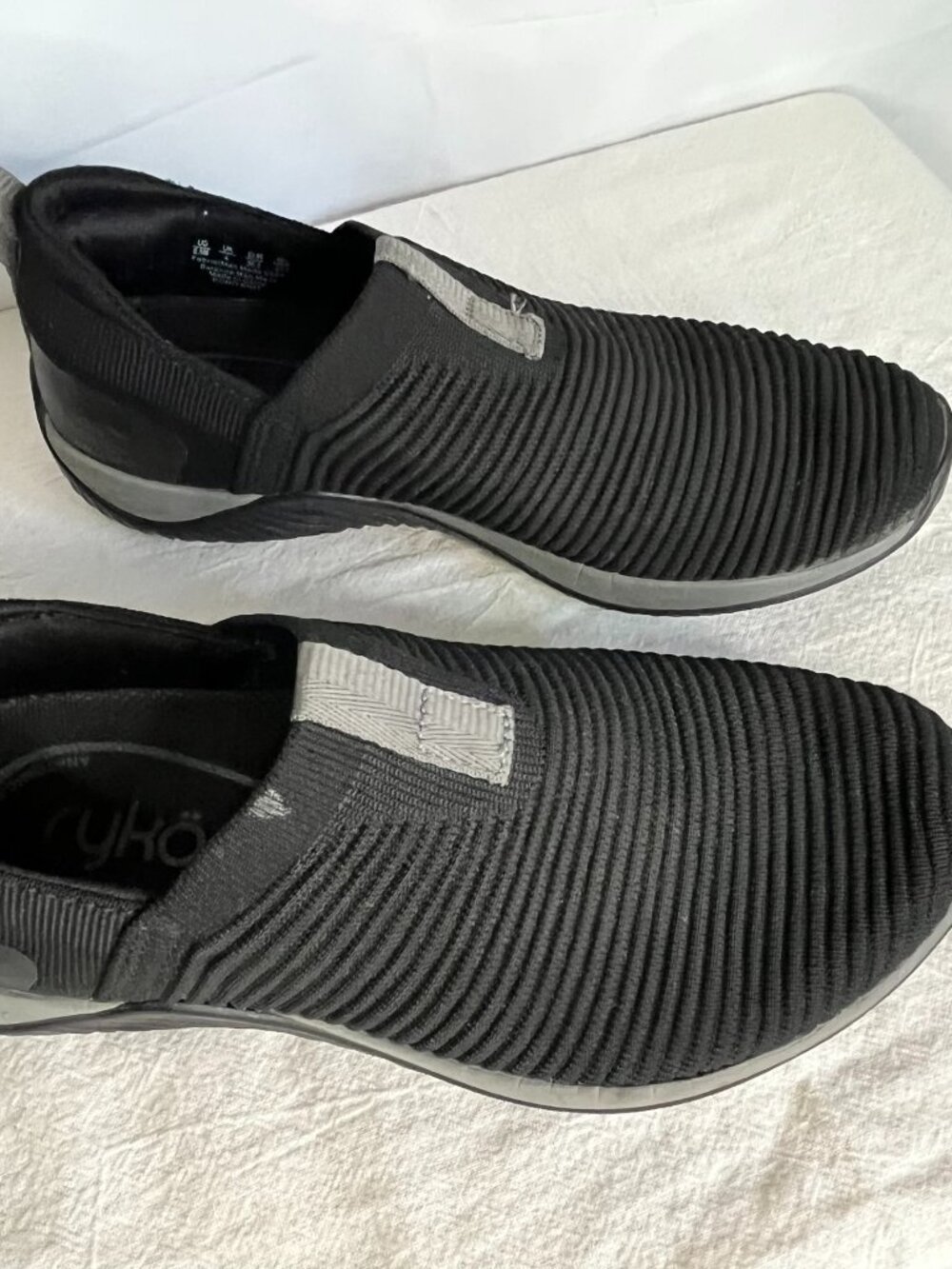 Ryka Womens Echo Knit slip On Sneaker Arch Support Black Sz 6.5M Re Zorb Lite